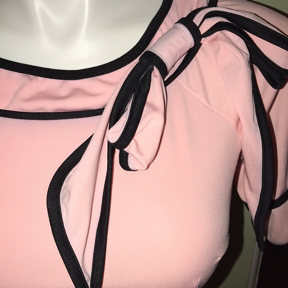 Dress - Picture 3 of 4